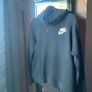 Nike pullover